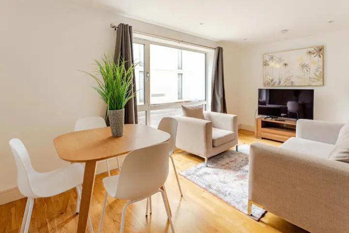 Brand New Flat In Central London With Car Park Dış mekan fotoğraf